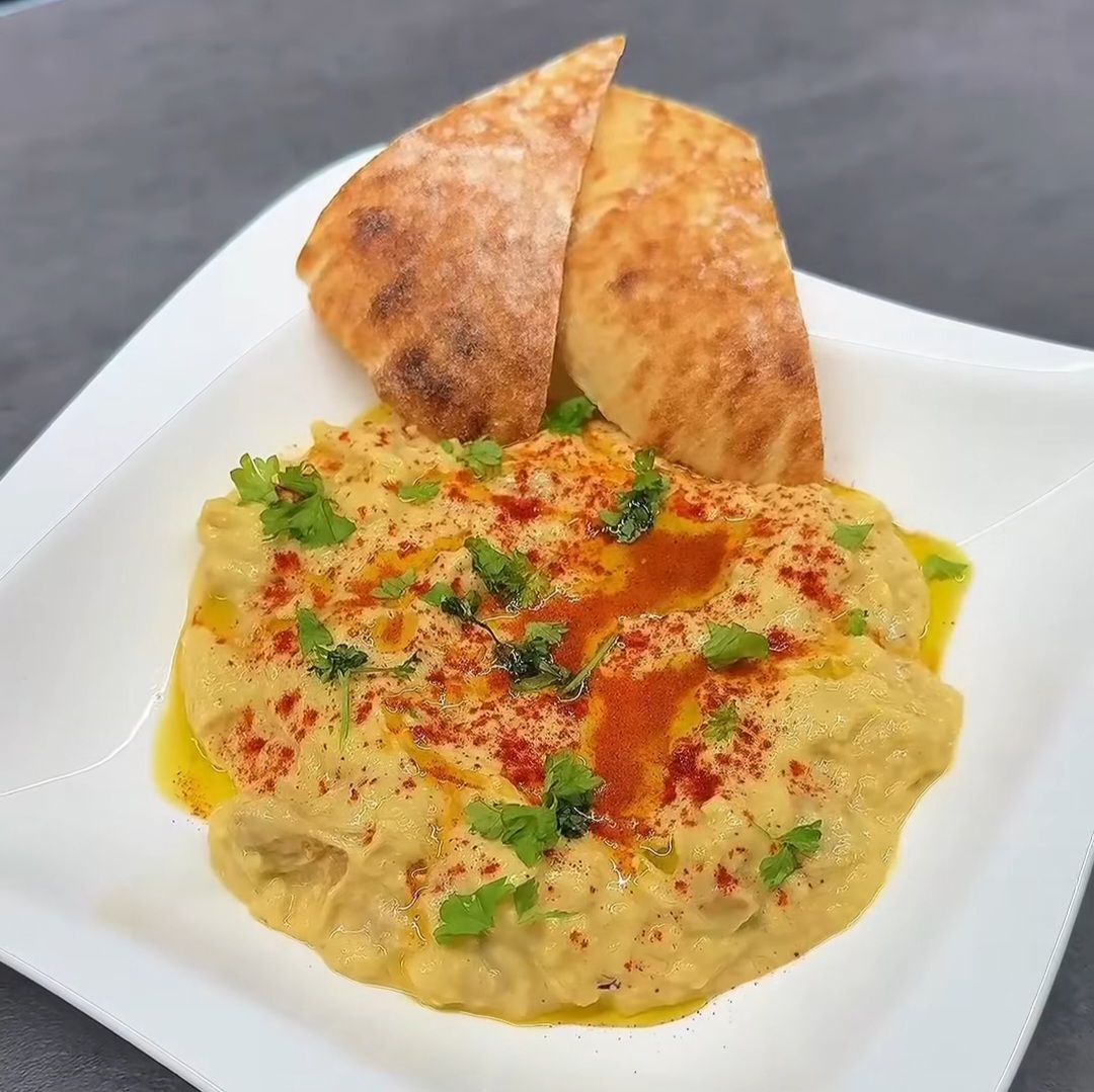 CUKETOVÝ HUMMUS